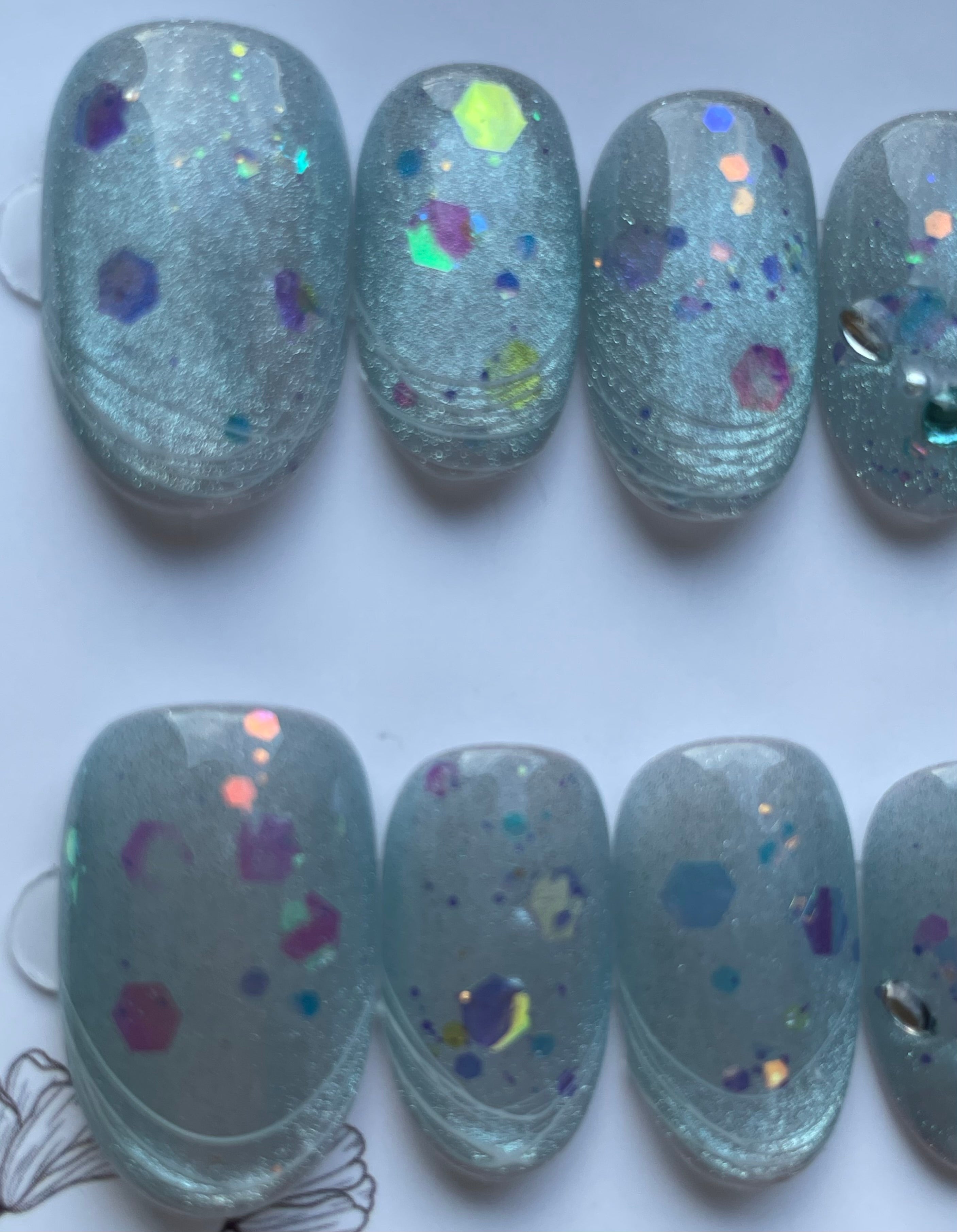 mint cat eye glitter