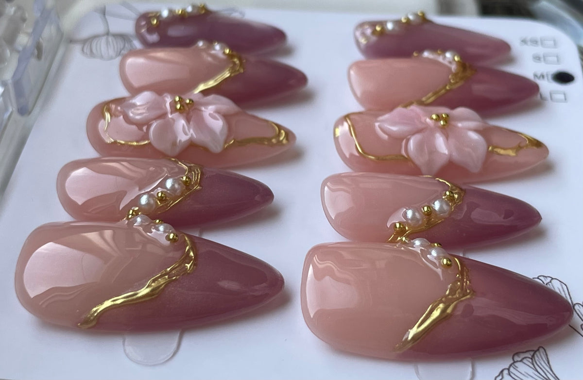 Blush 3D flower gold chrome