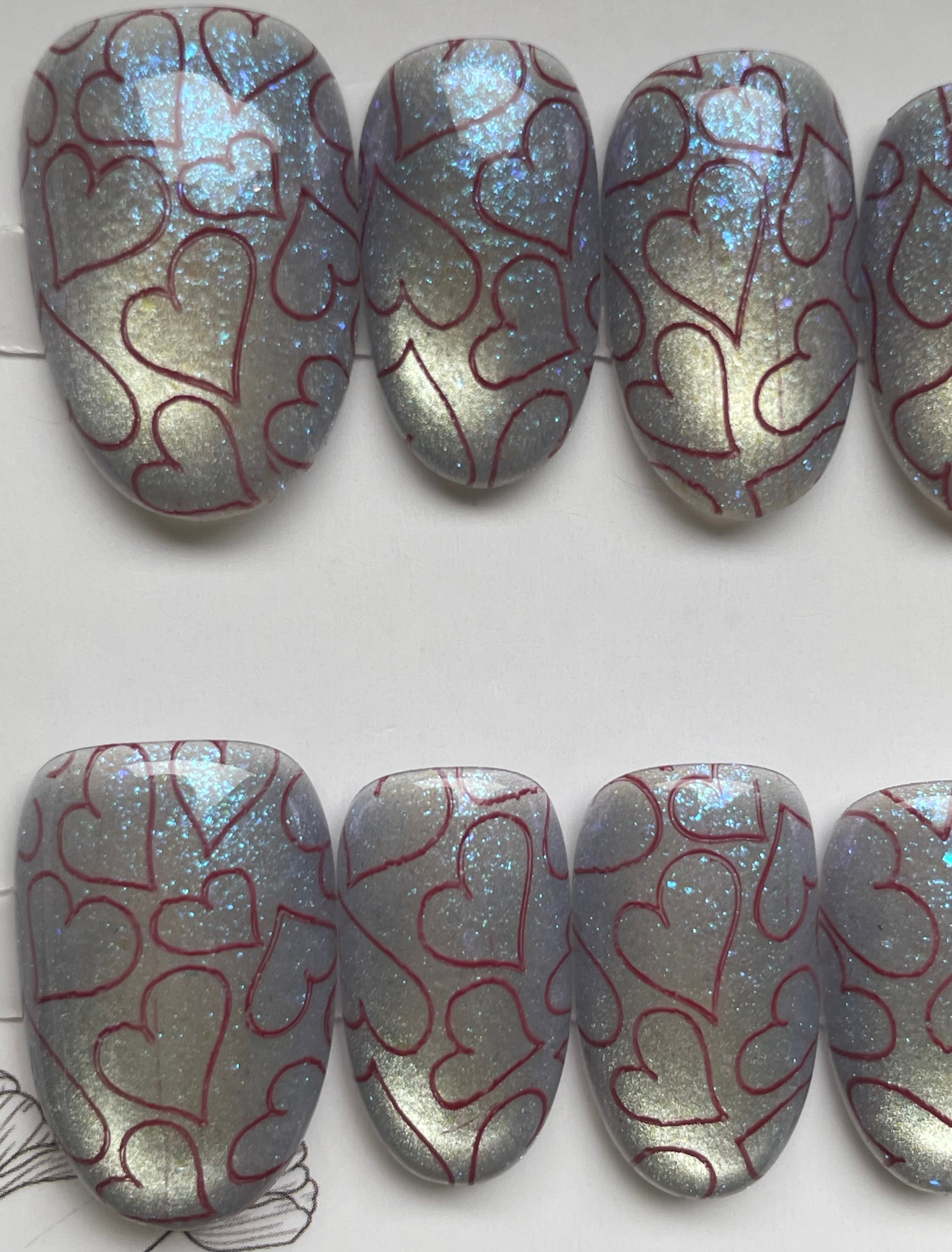 Iridescent heart print
