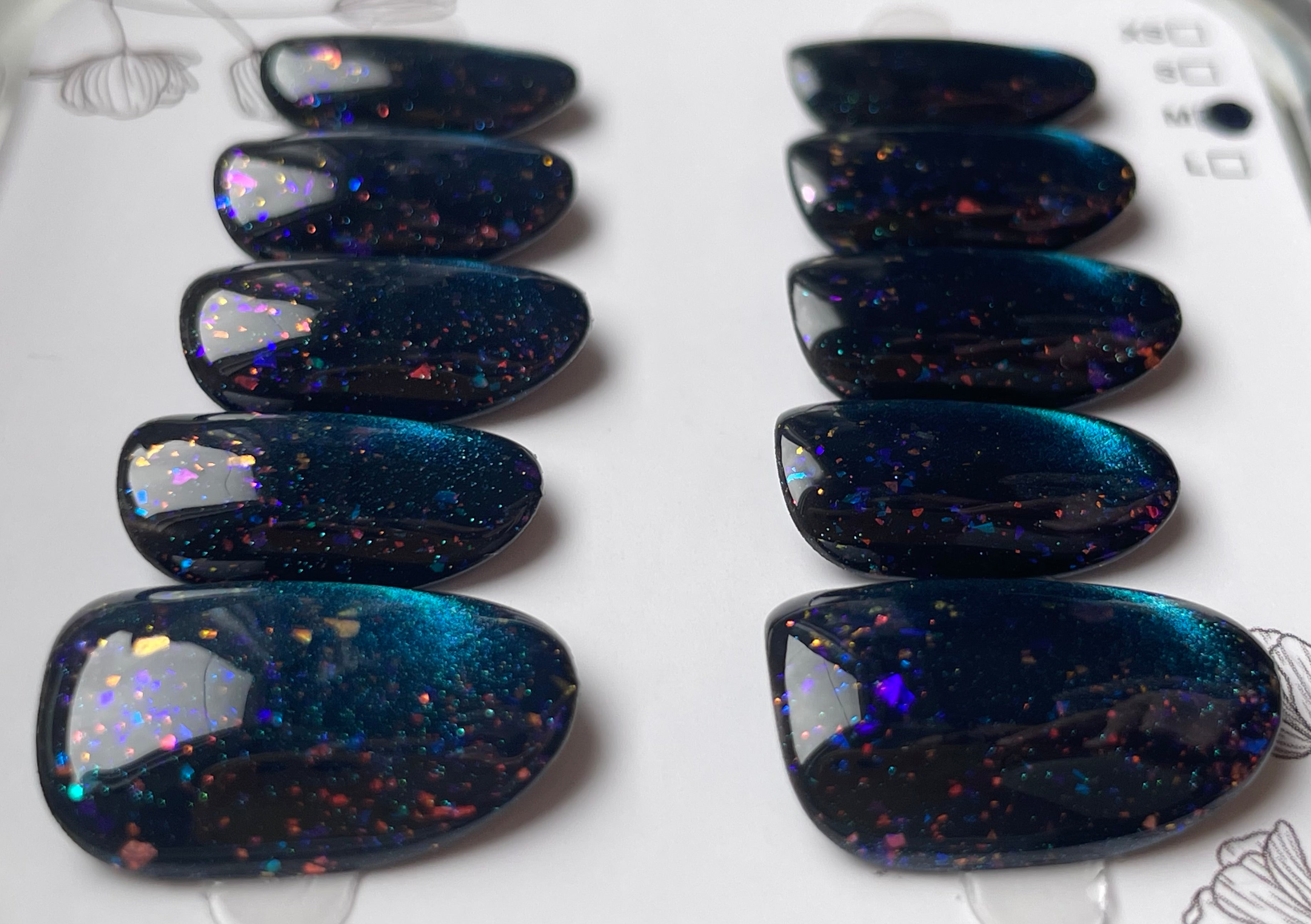 Deep turquoise cateye glitter