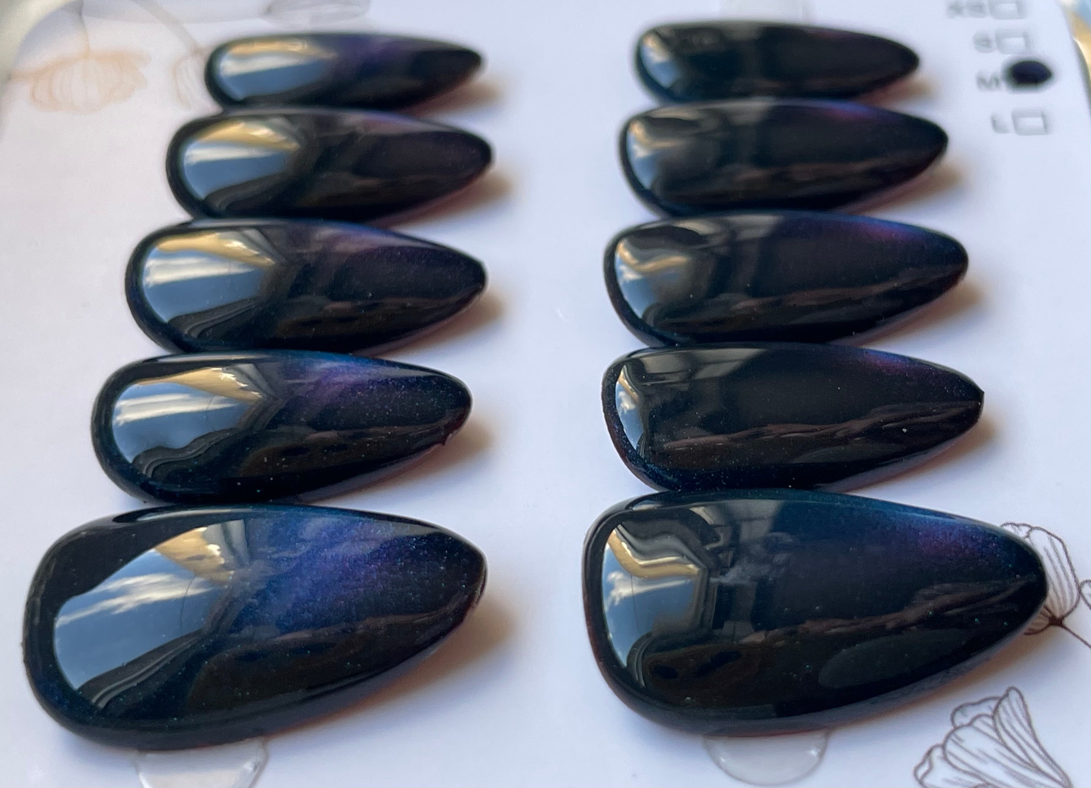 Cat eye deep teal