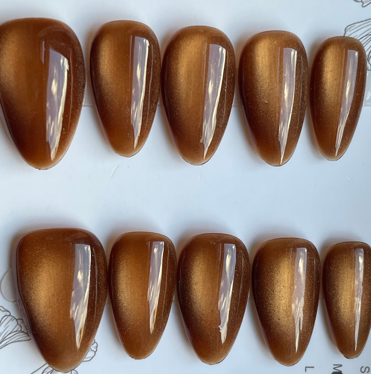 Cat eye deep amber