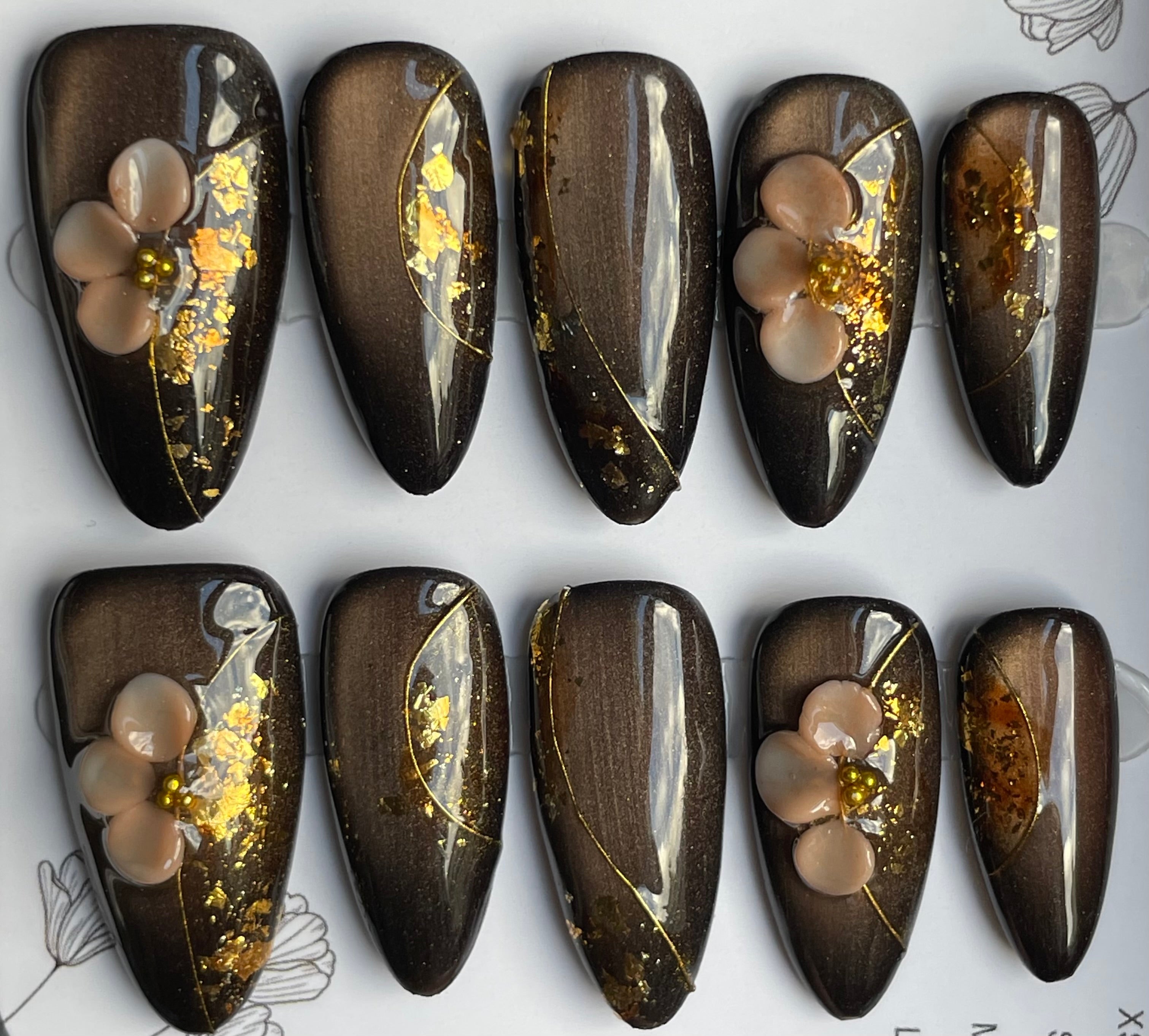 Gold mocha 3 petal