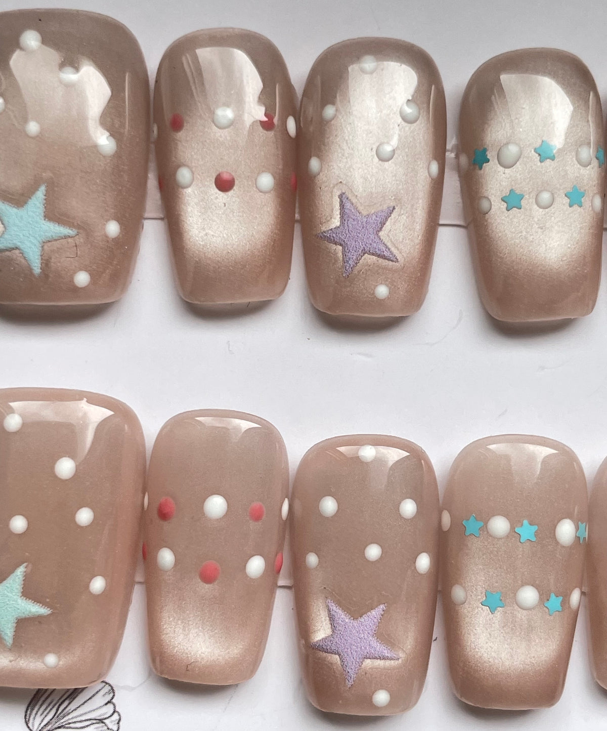 Natural cat eye stars